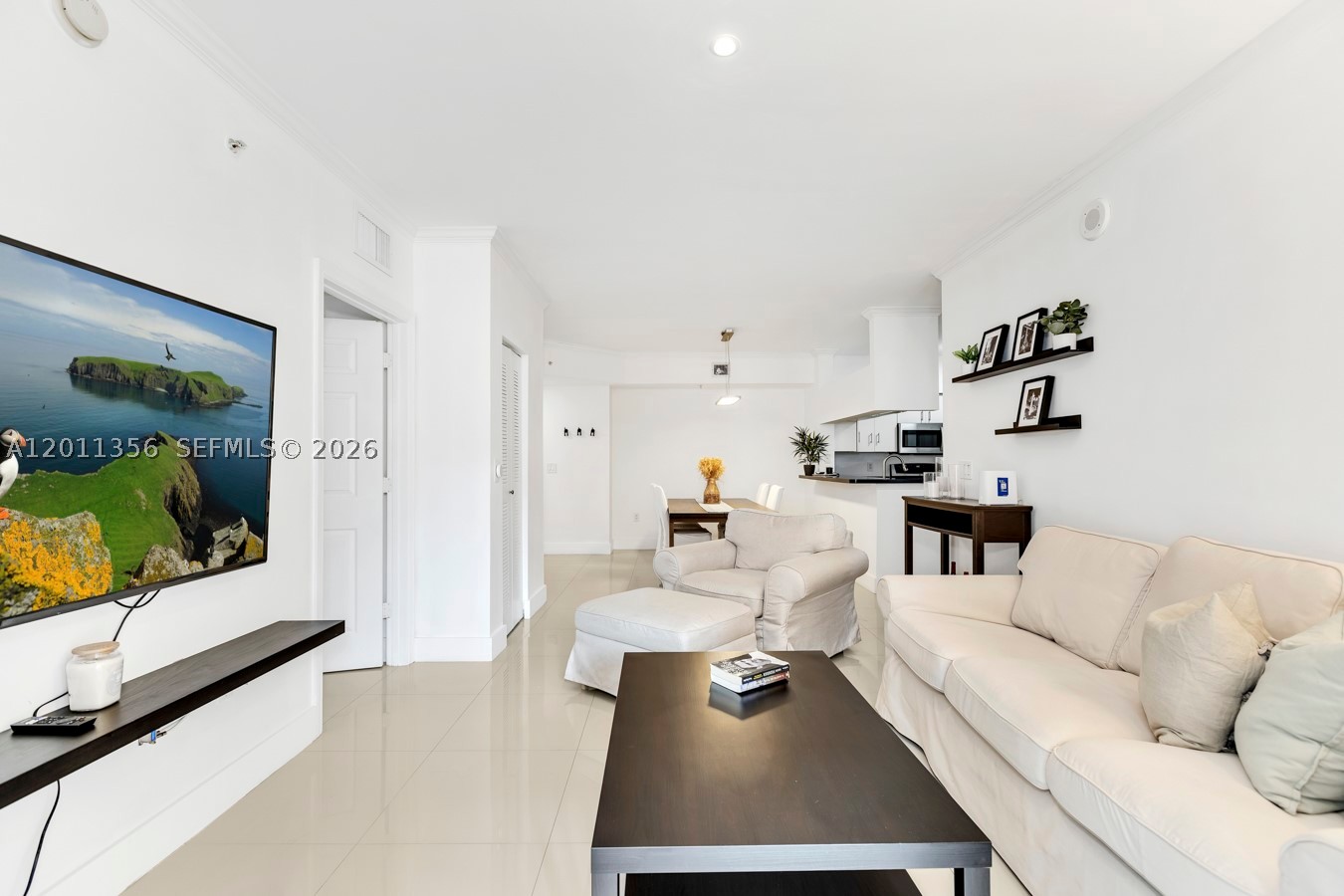 PORTO BELLAGIO CONDO - Residential