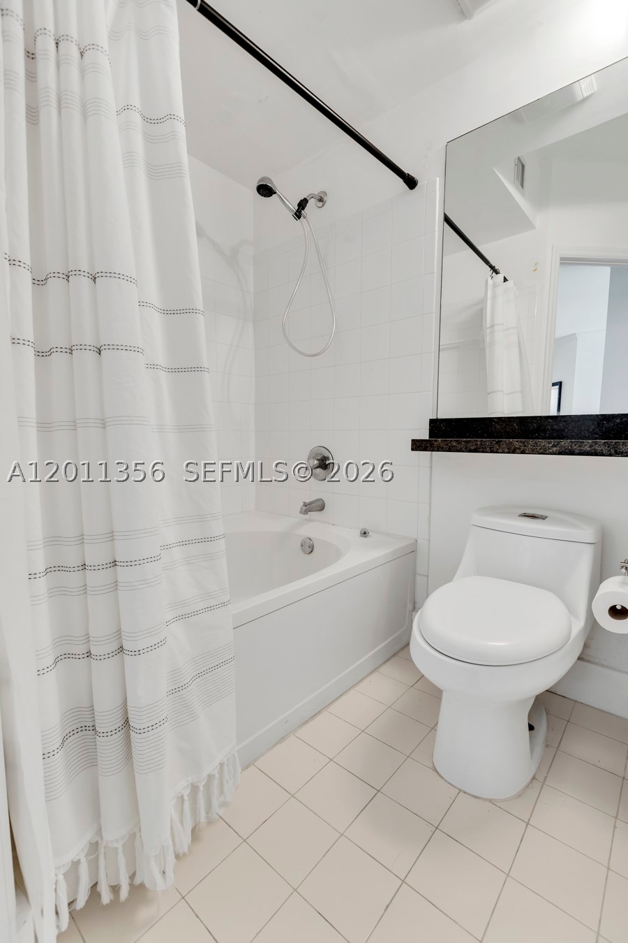 PORTO BELLAGIO CONDO - Residential