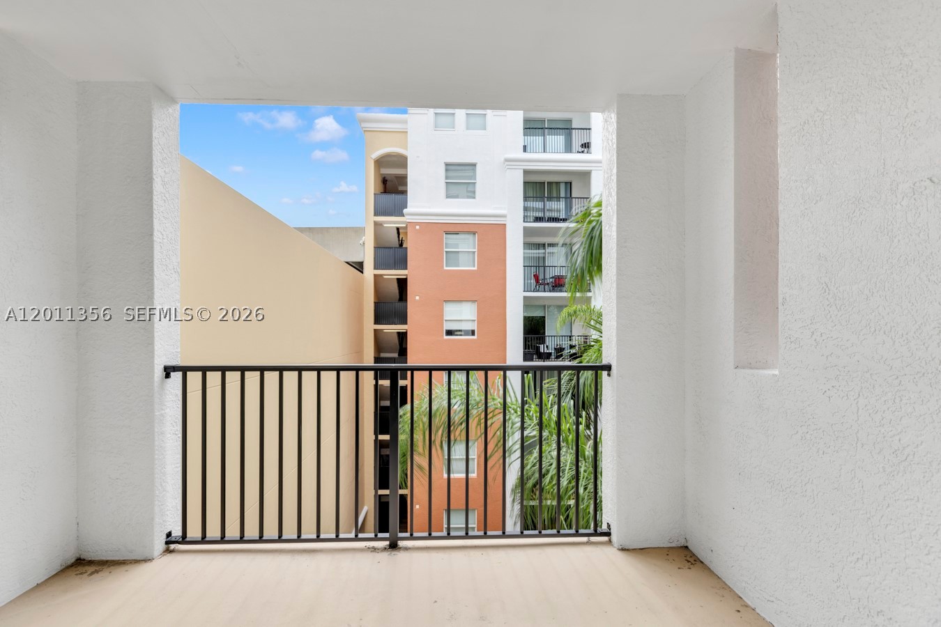 PORTO BELLAGIO CONDO - Residential