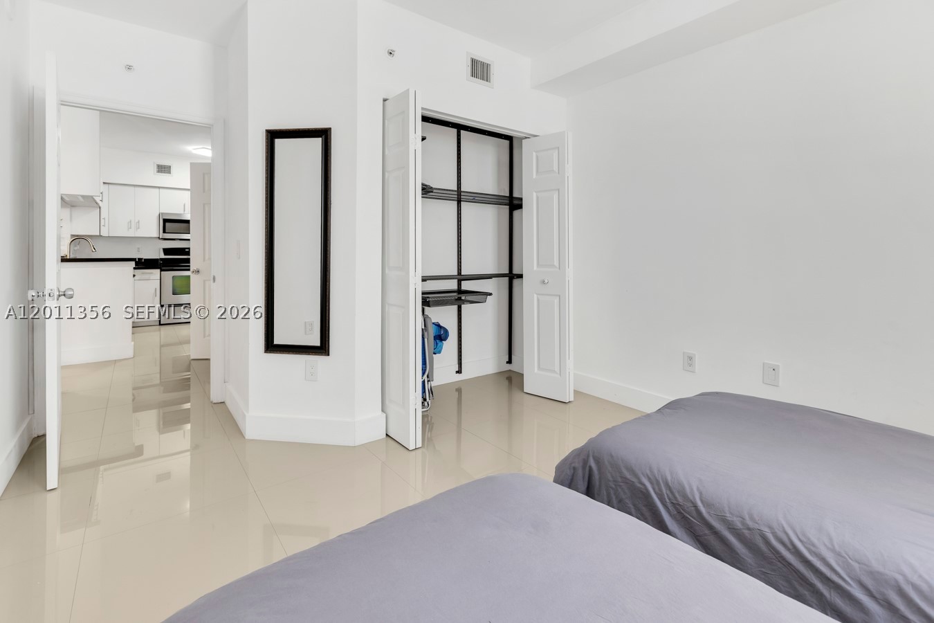 PORTO BELLAGIO CONDO - Residential
