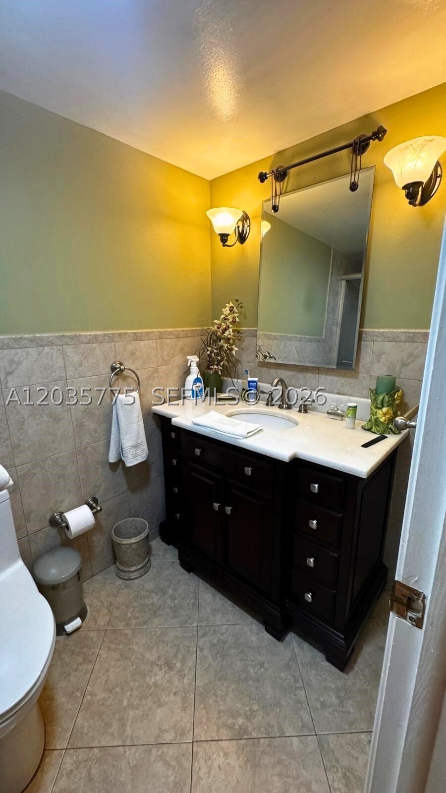MEADOWBROOK LAKES CONDO - Residential