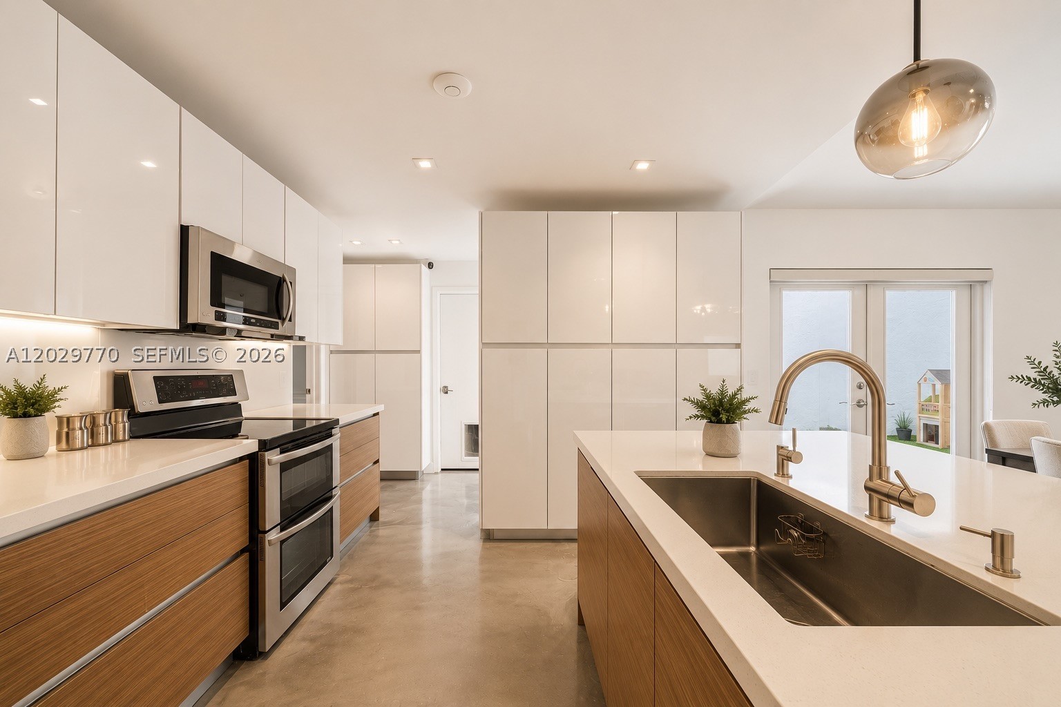 RIVER PARC ESTATES - Residential