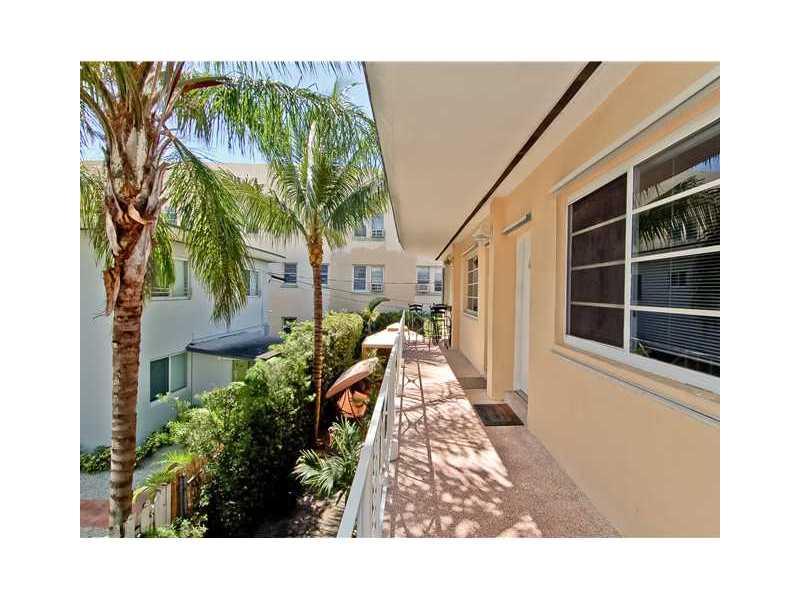 THE 1120 ON 7TH STREET CO - Residential Lease