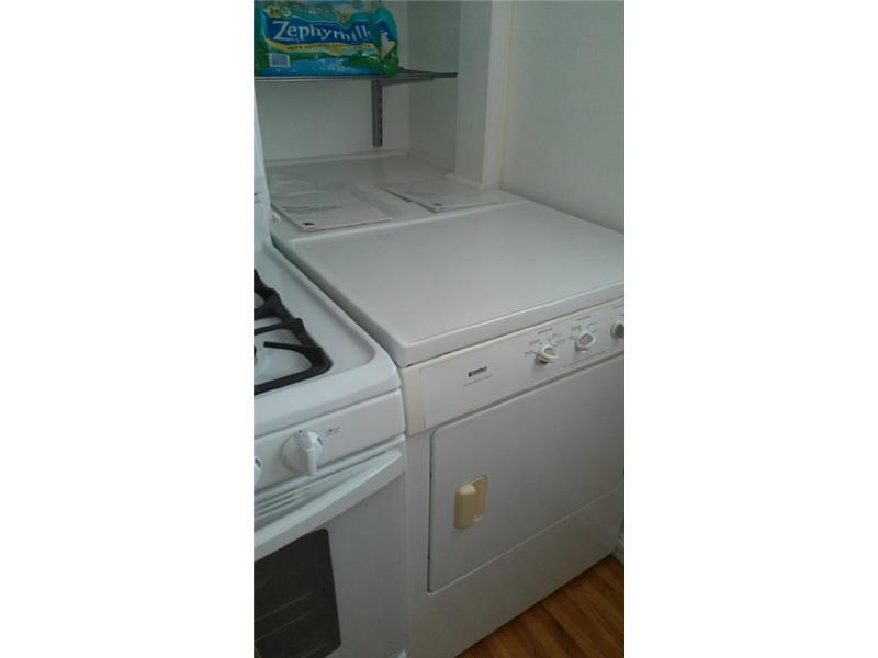 THE 1120 ON 7TH STREET CO - Residential Lease