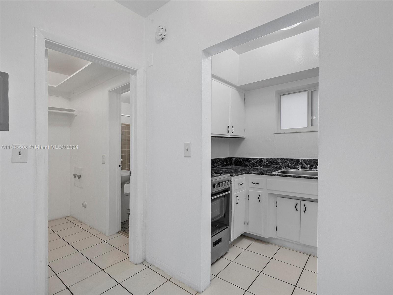 GOLF COURSE SUB AMD PL - Residential Lease