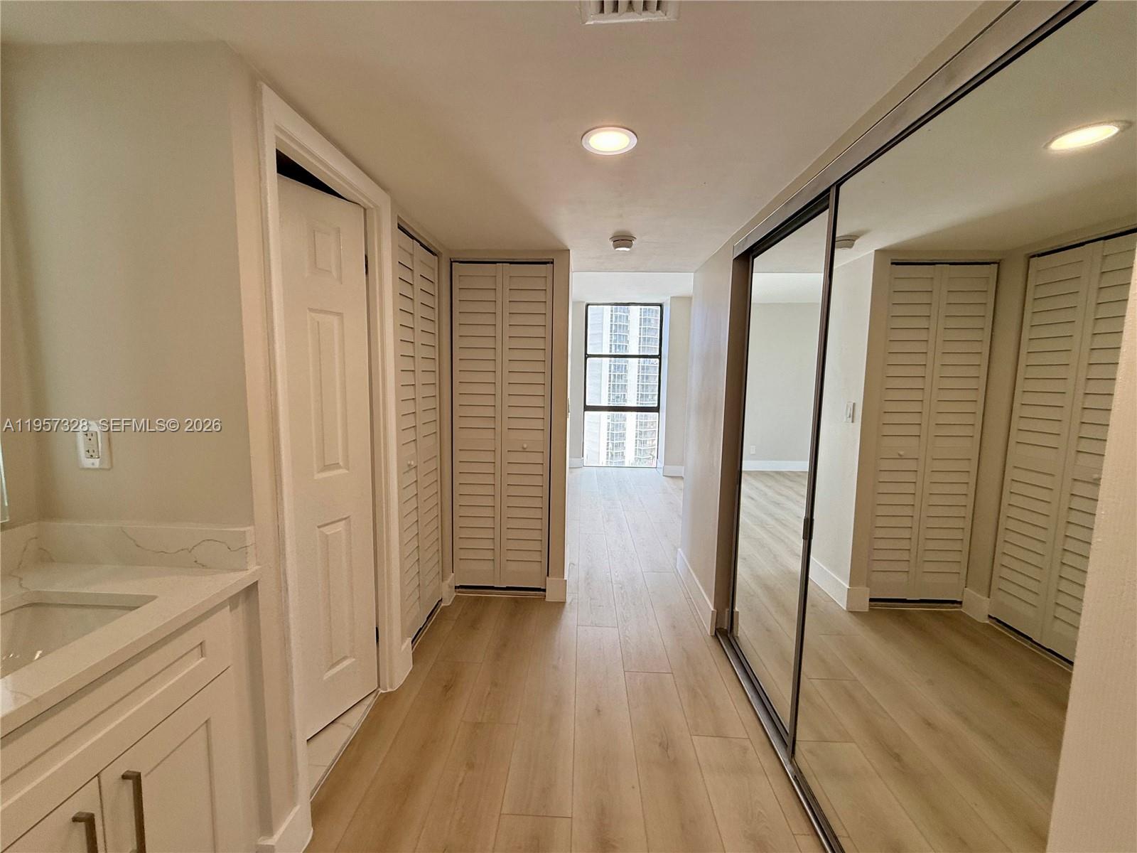 CORONADO CONDO- TOWER II - Residential