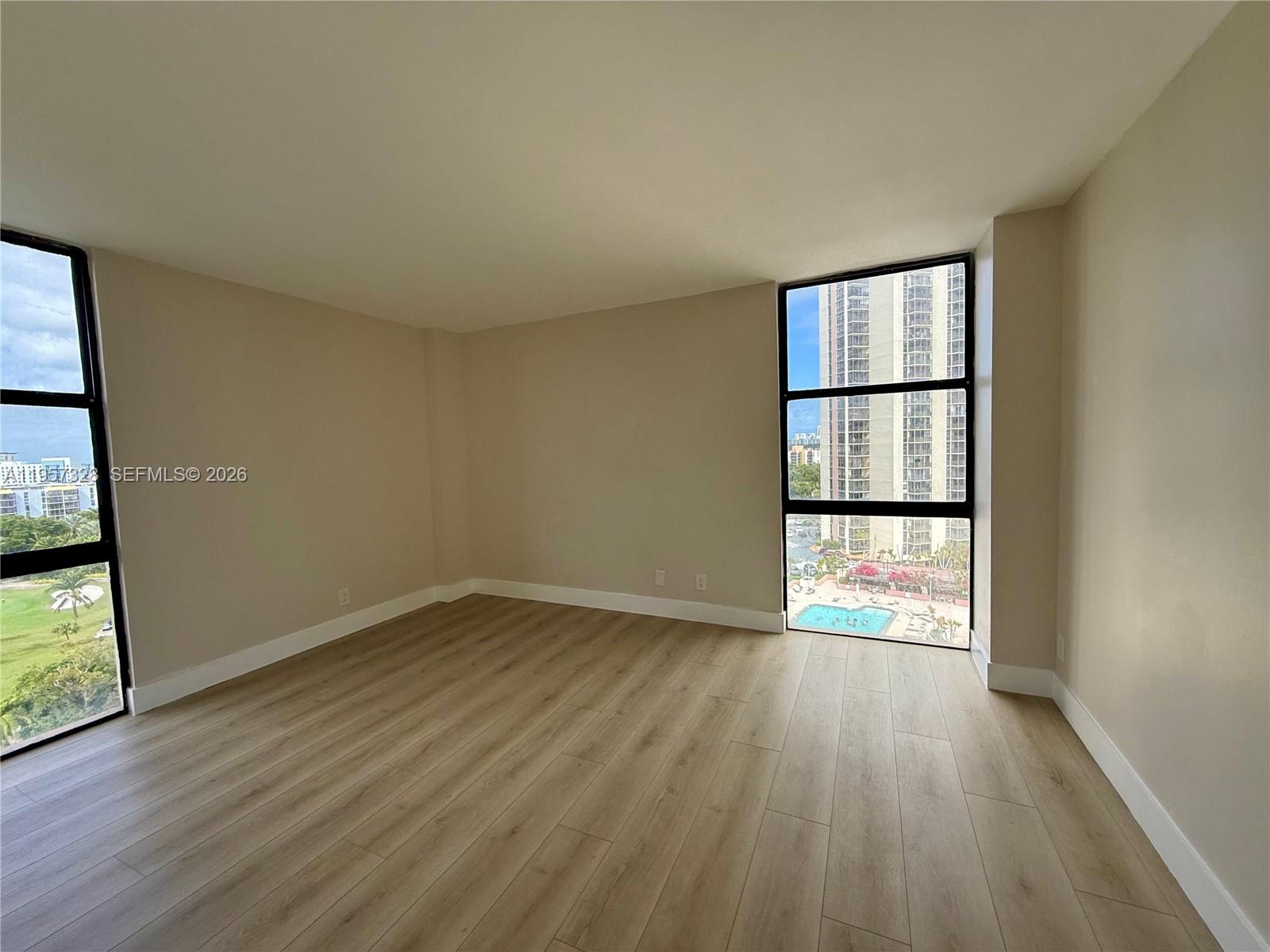 CORONADO CONDO- TOWER II - Residential