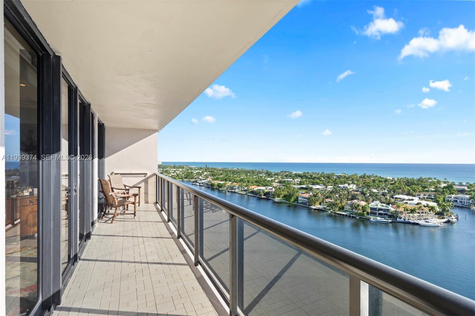 TURNBERRY ISLE SOUTH COND - Residential