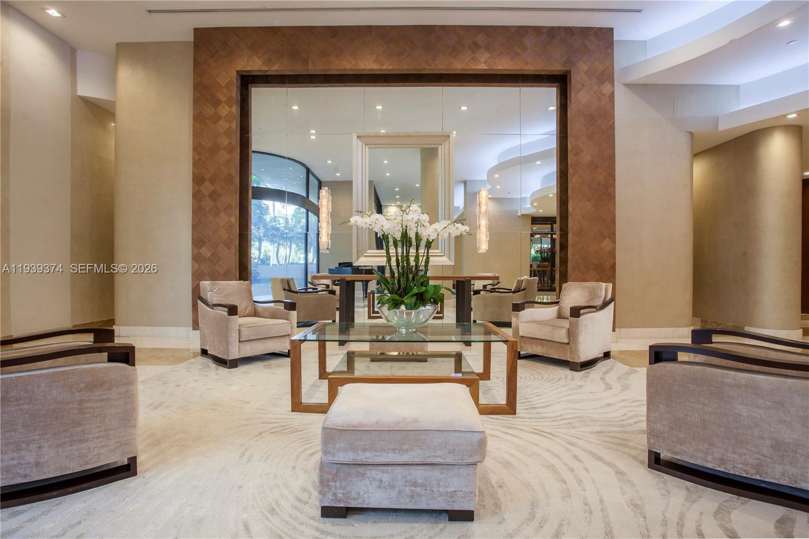 TURNBERRY ISLE SOUTH COND - Residential