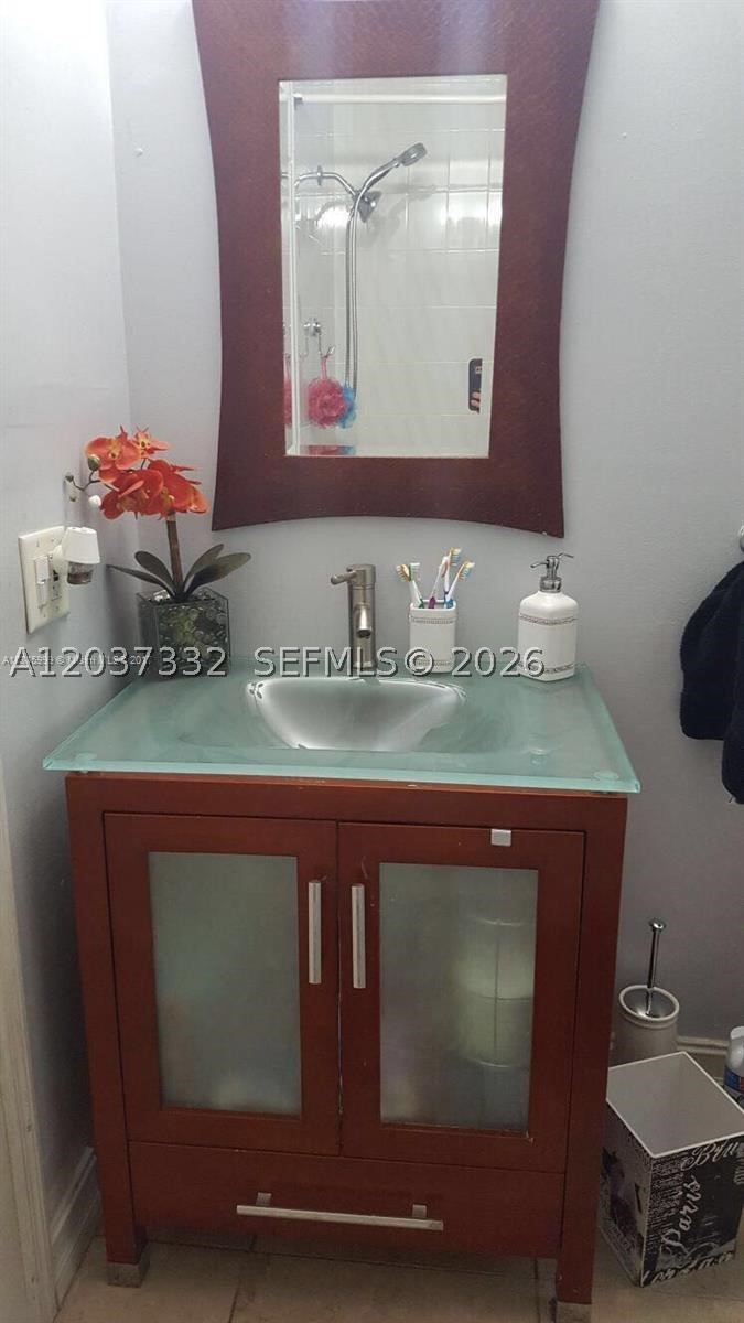 STRAWBERRY FIELD SUB - Residential Lease