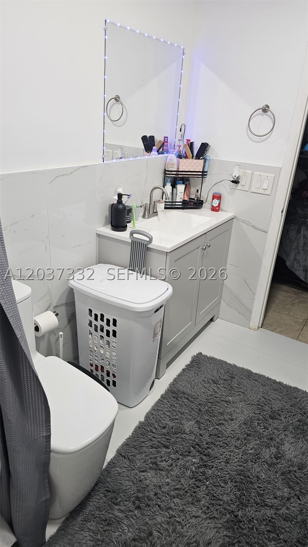 STRAWBERRY FIELD SUB - Residential Lease