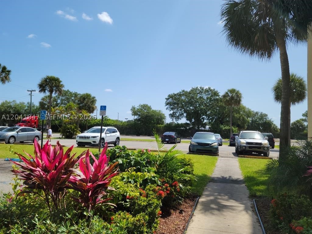 SUNSET HILLS I CONDO - Residential