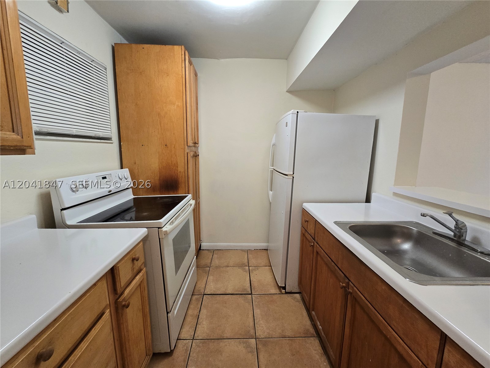 SUNSET HILLS I CONDO - Residential