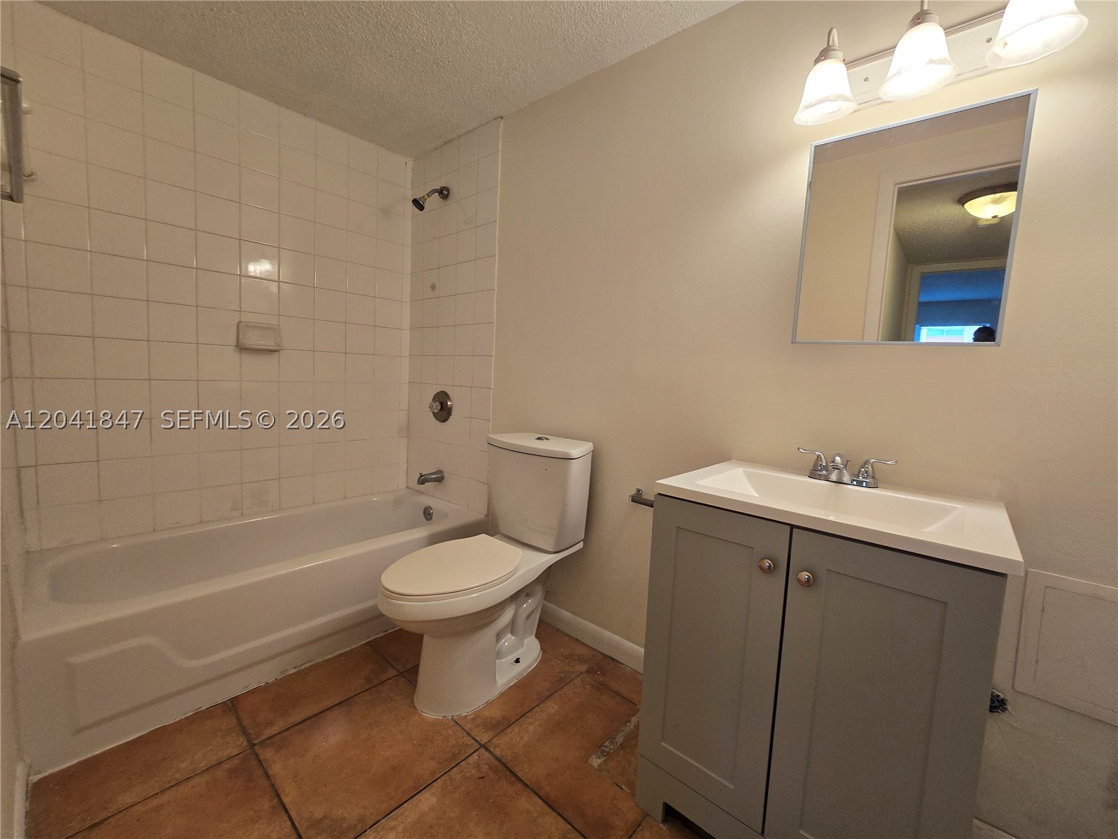 SUNSET HILLS I CONDO - Residential