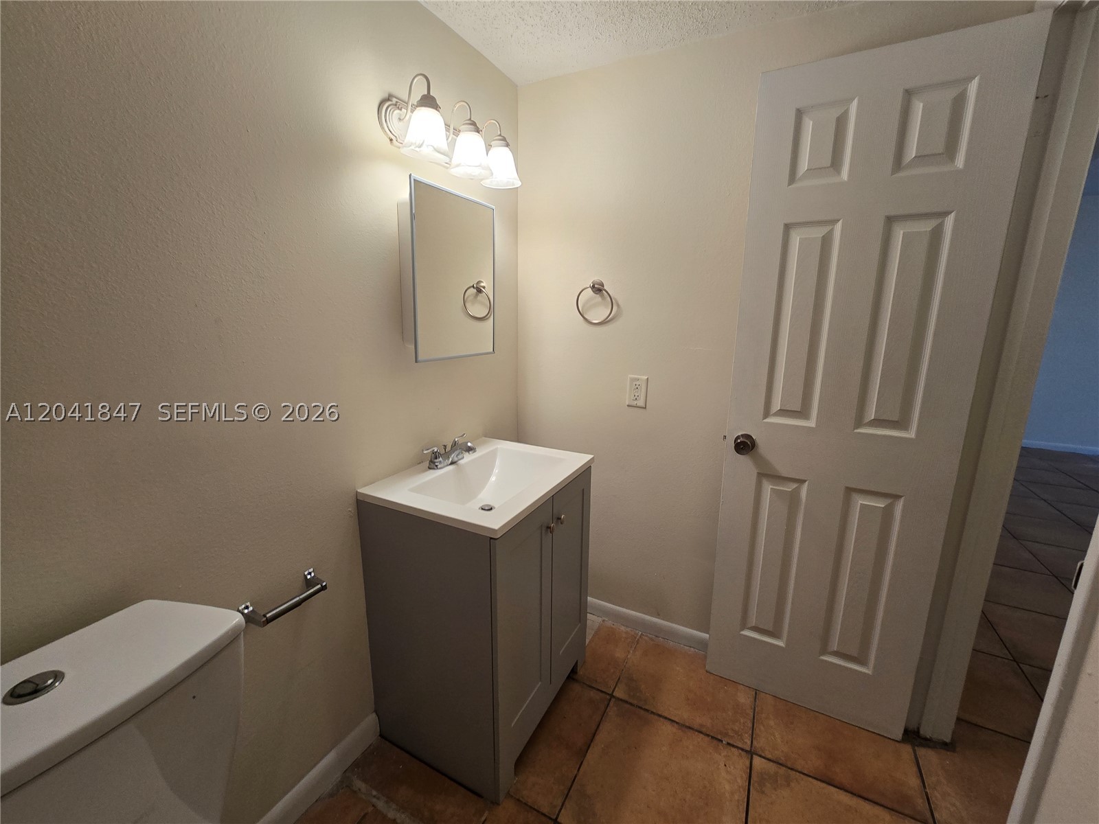 SUNSET HILLS I CONDO - Residential