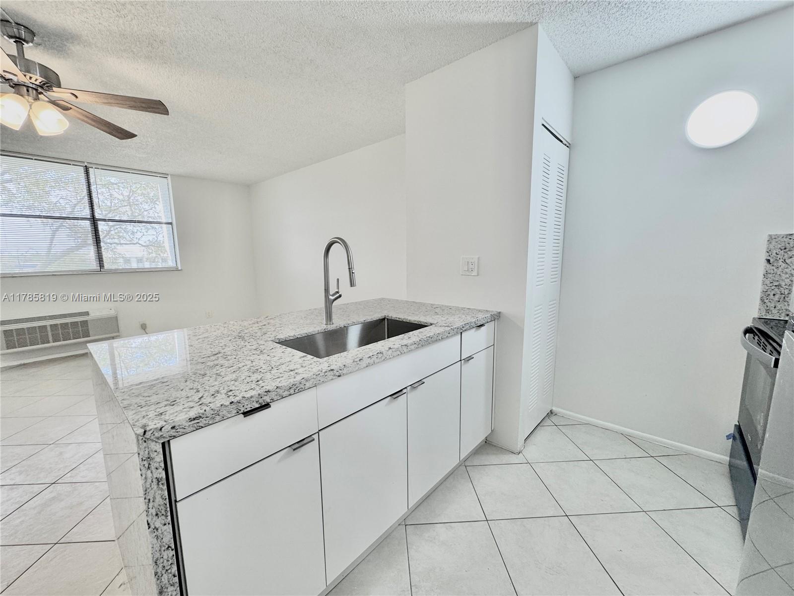 CORAL SPRINGS TOWER CLUB - Residential Lease