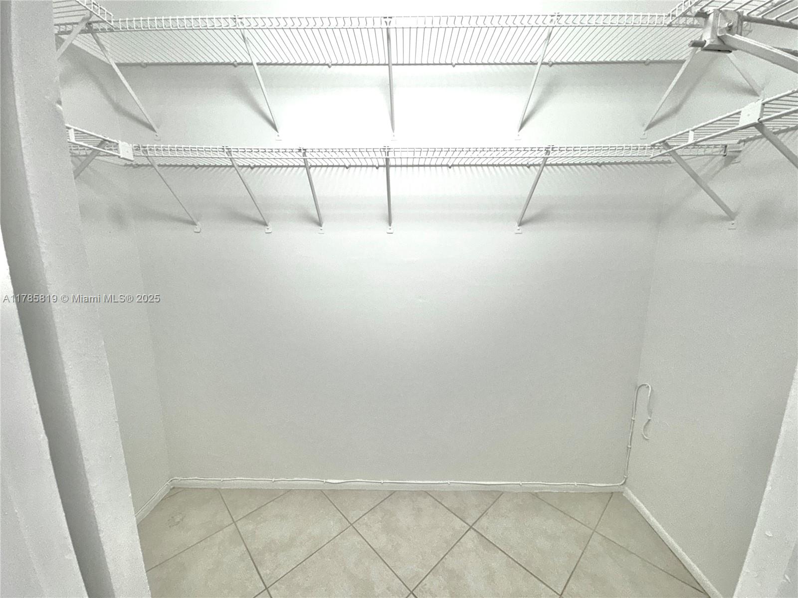CORAL SPRINGS TOWER CLUB - Residential Lease