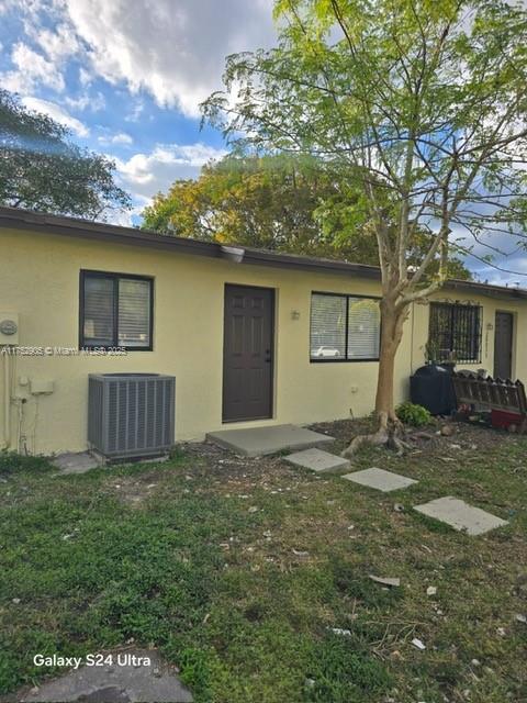 SEAPINES - Residential Lease