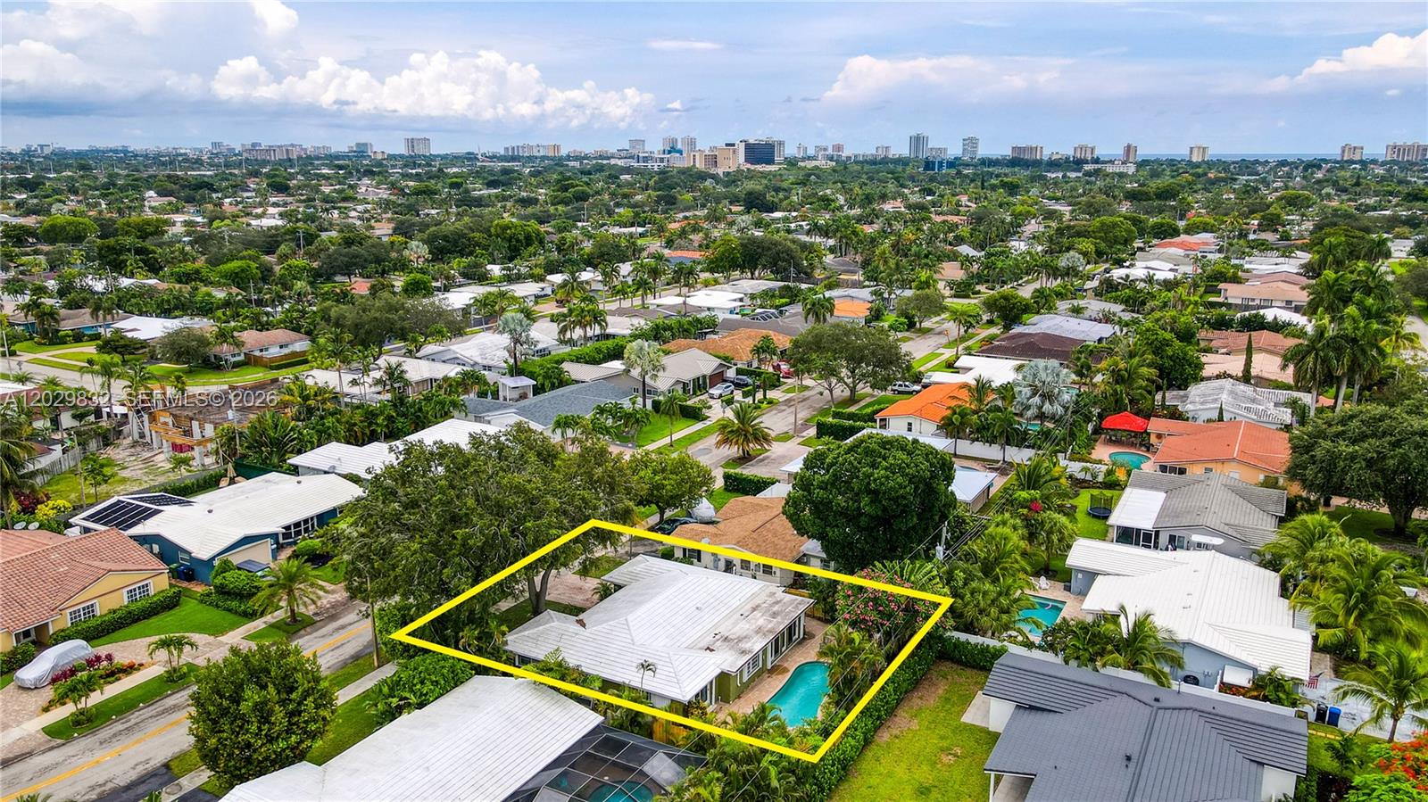 IMPERIAL POINT 3RD SEC - Residential