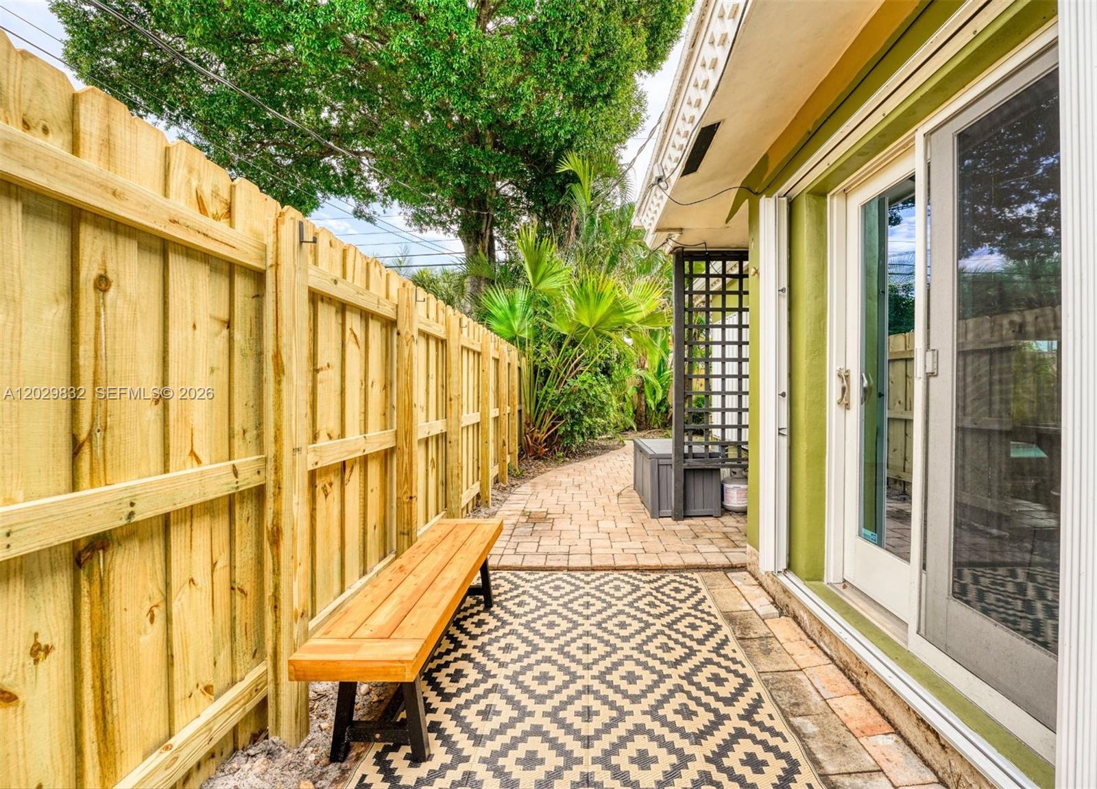 IMPERIAL POINT 3RD SEC - Residential
