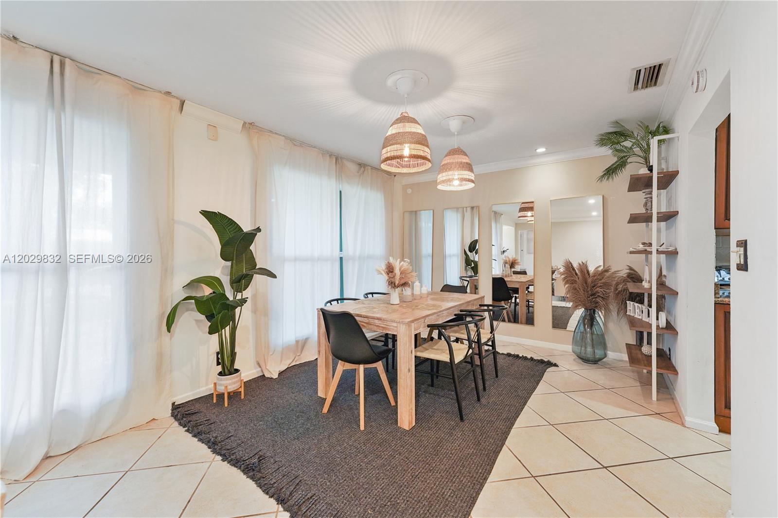IMPERIAL POINT 3RD SEC - Residential