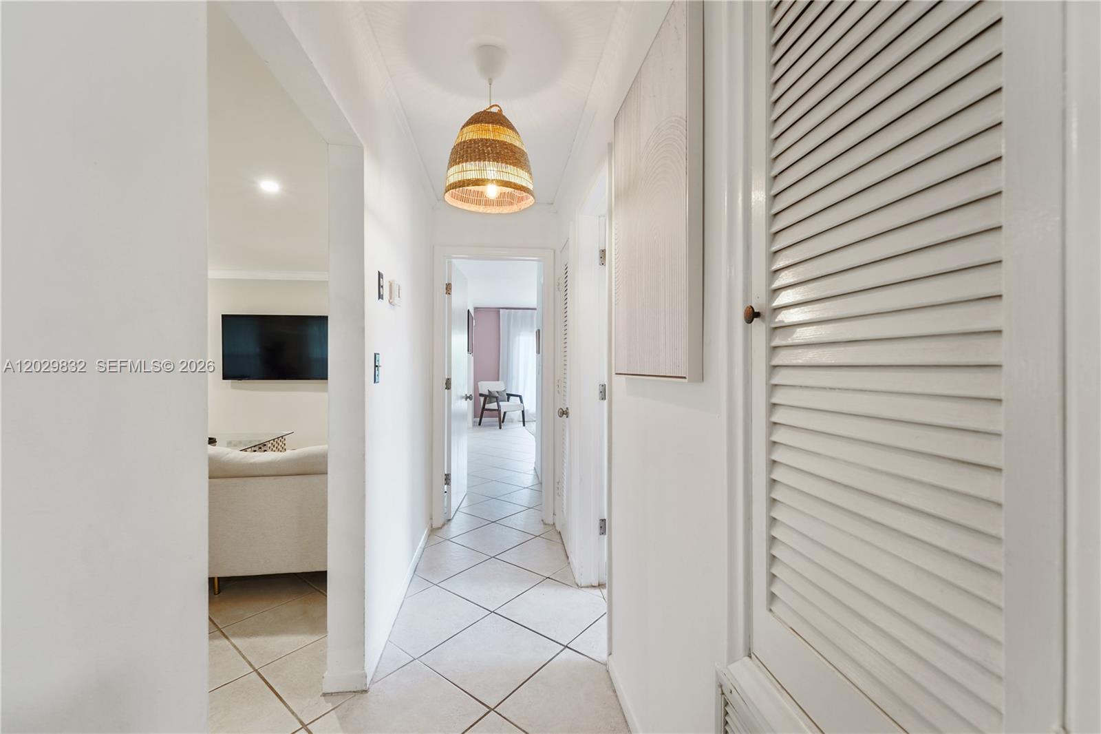 IMPERIAL POINT 3RD SEC - Residential