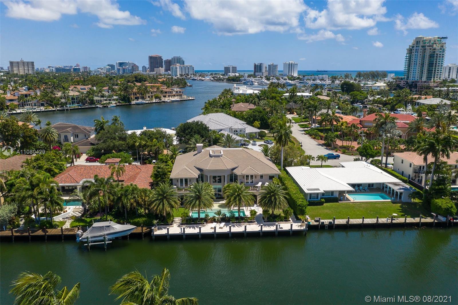 ISLA BAHIA - Residential