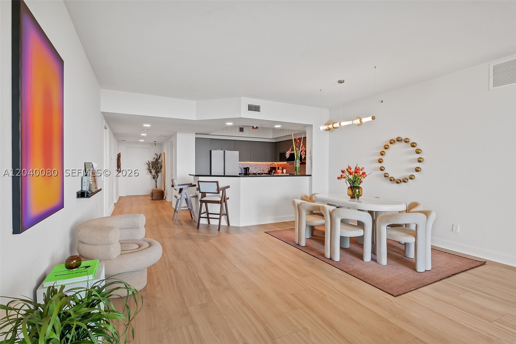 THE OAKS I CONDO - Residential