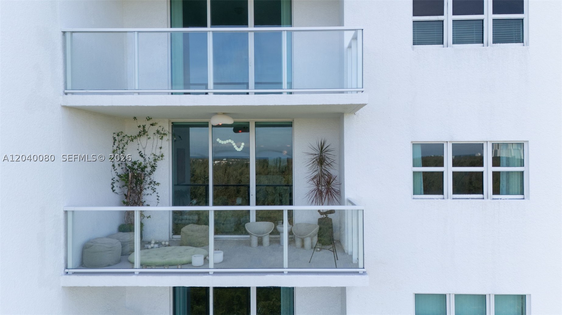 THE OAKS I CONDO - Residential