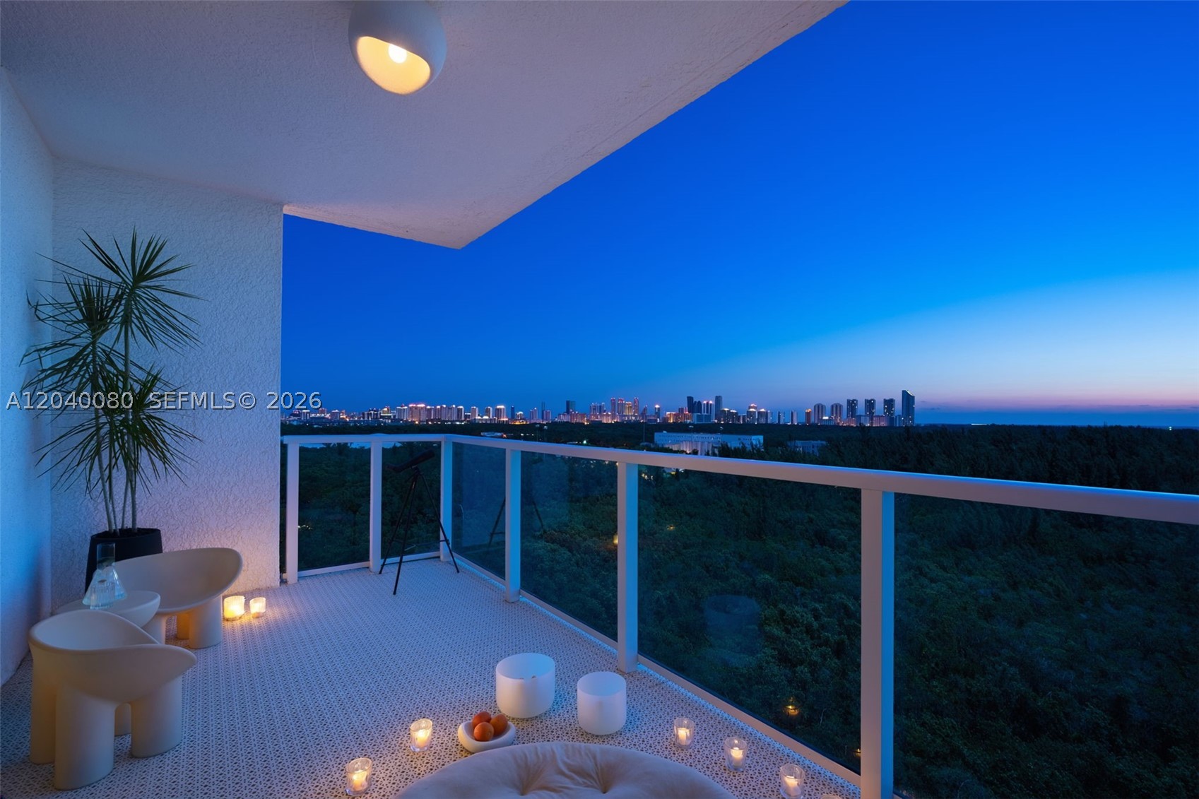 THE OAKS I CONDO - Residential