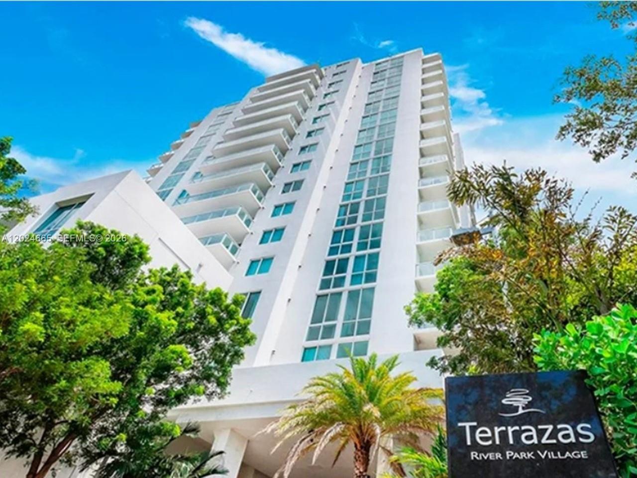 TERRAZAS RIVERPARK VILLAG - Residential