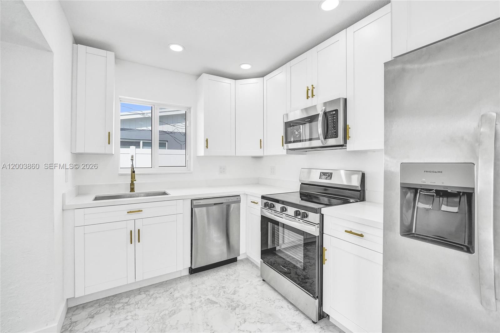 LINWOOD GARDENS - Residential