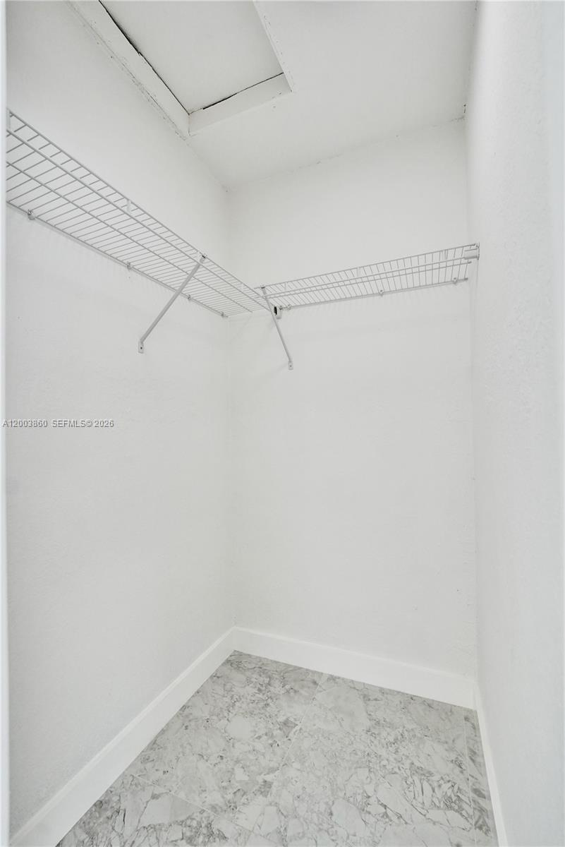 LINWOOD GARDENS - Residential