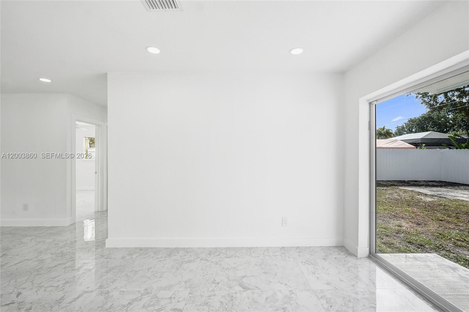 LINWOOD GARDENS - Residential