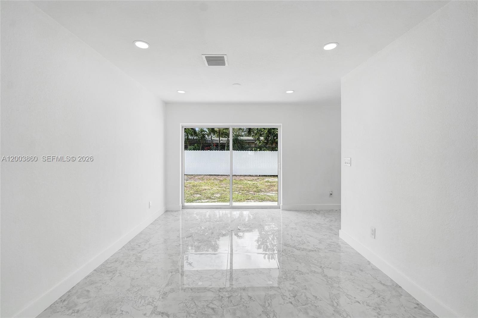 LINWOOD GARDENS - Residential