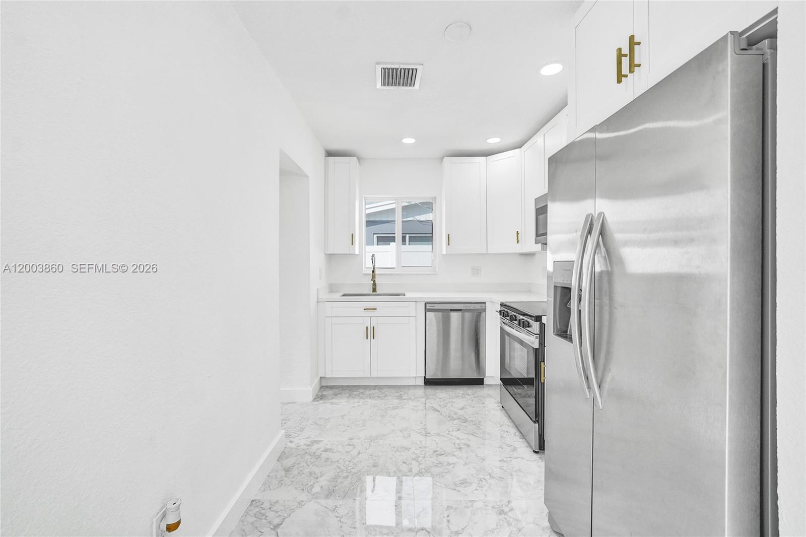 LINWOOD GARDENS - Residential