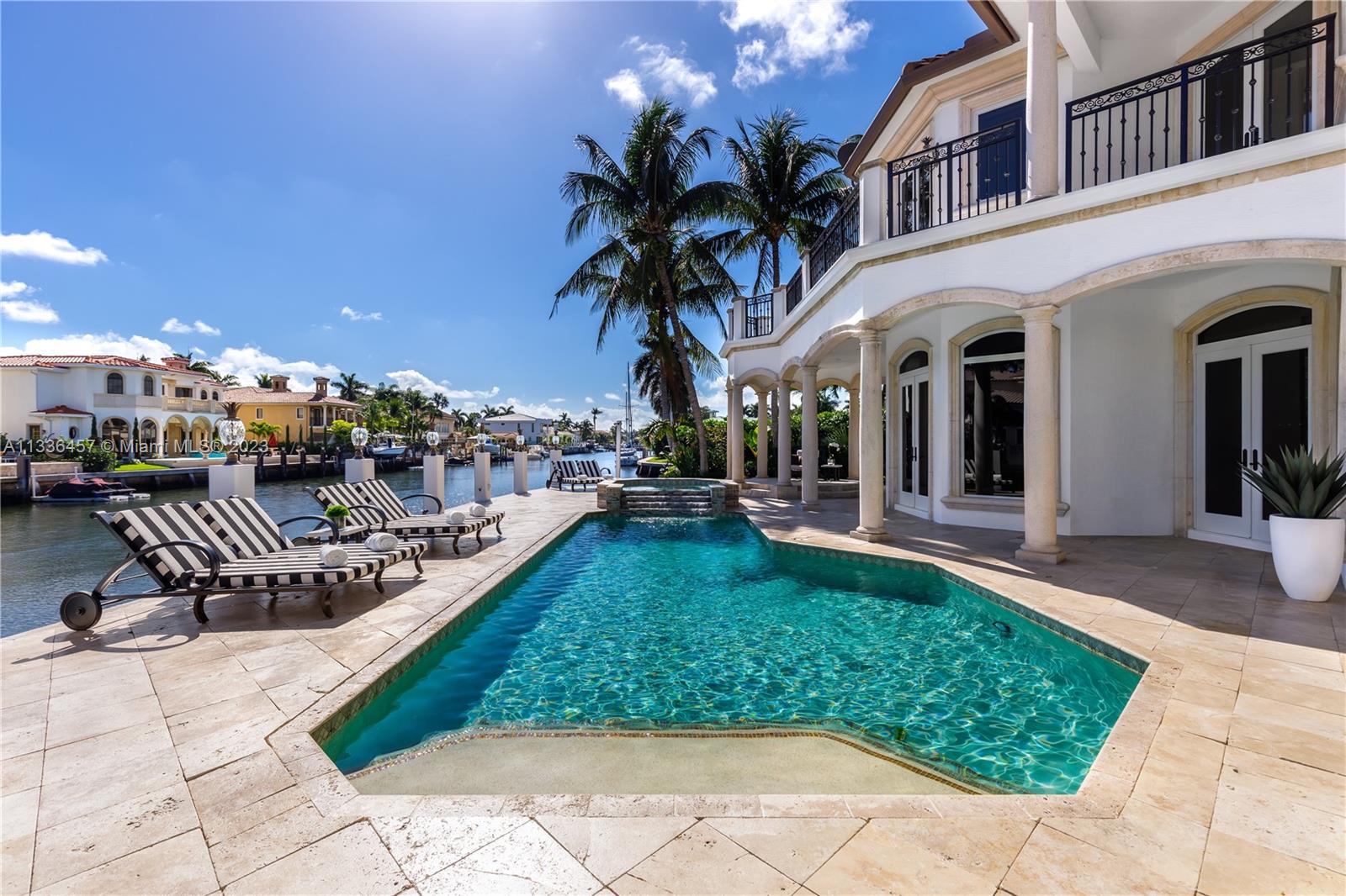 BOCA HARBOUR 7TH SEC - Residential