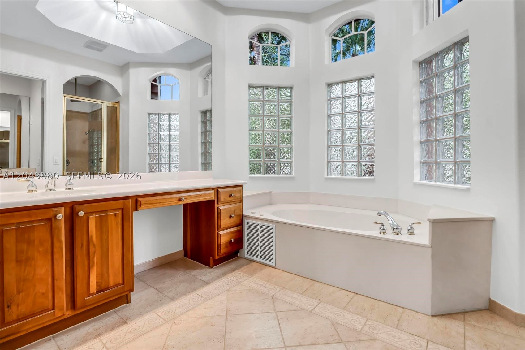 PEMBROKE ISLES III - Residential