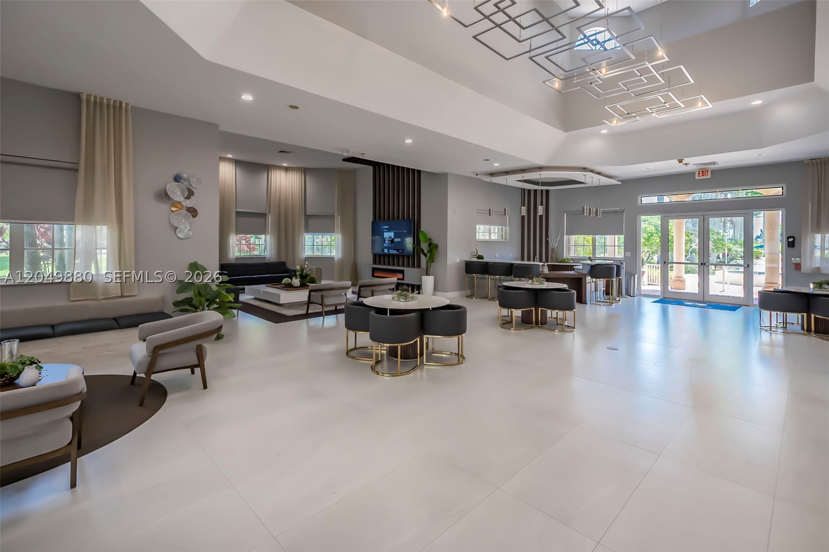 PEMBROKE ISLES III - Residential