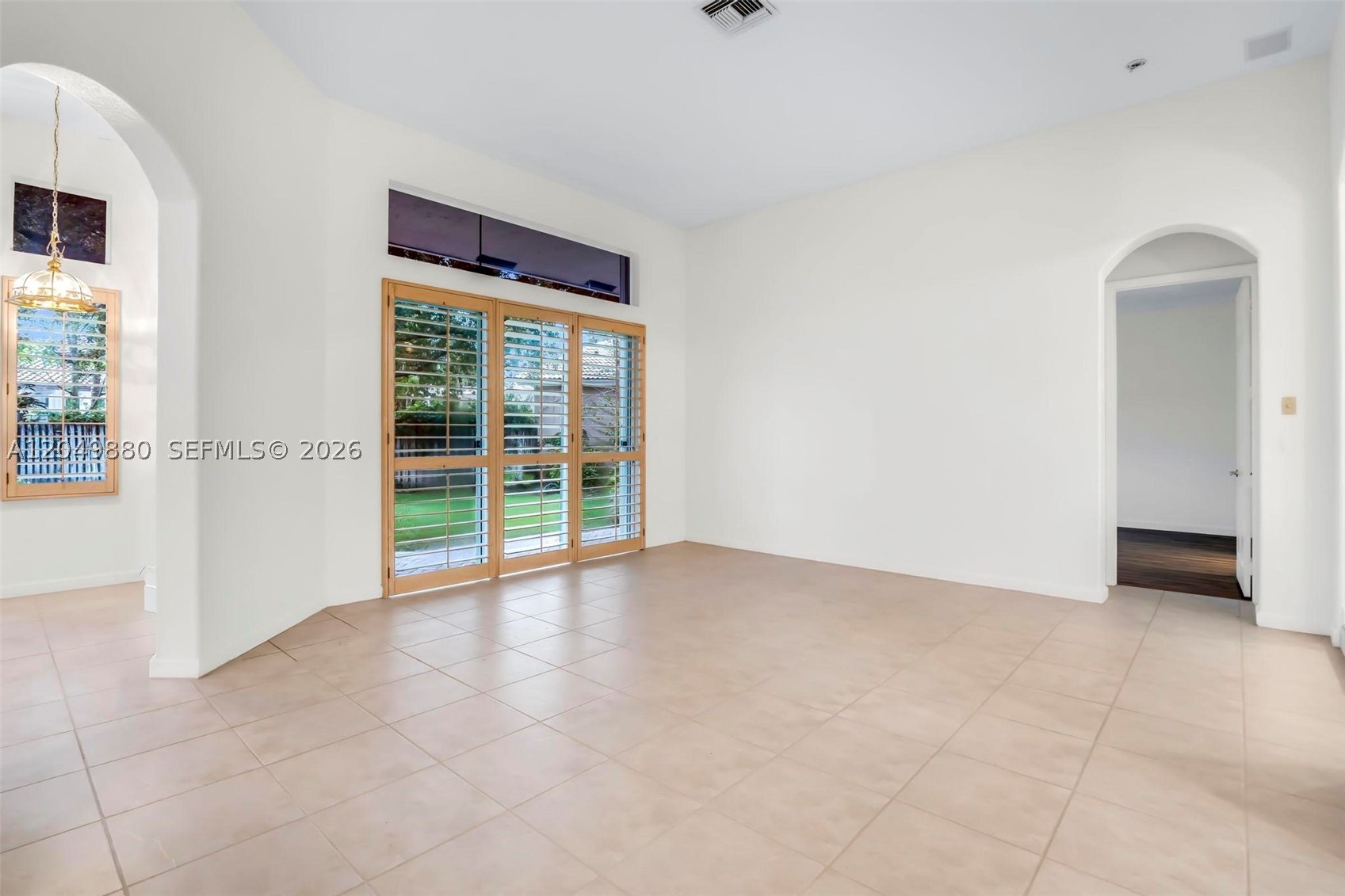 PEMBROKE ISLES III - Residential