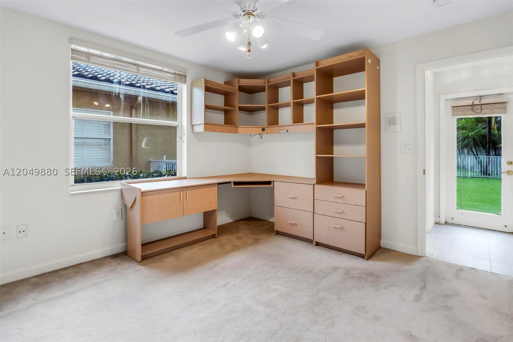 PEMBROKE ISLES III - Residential