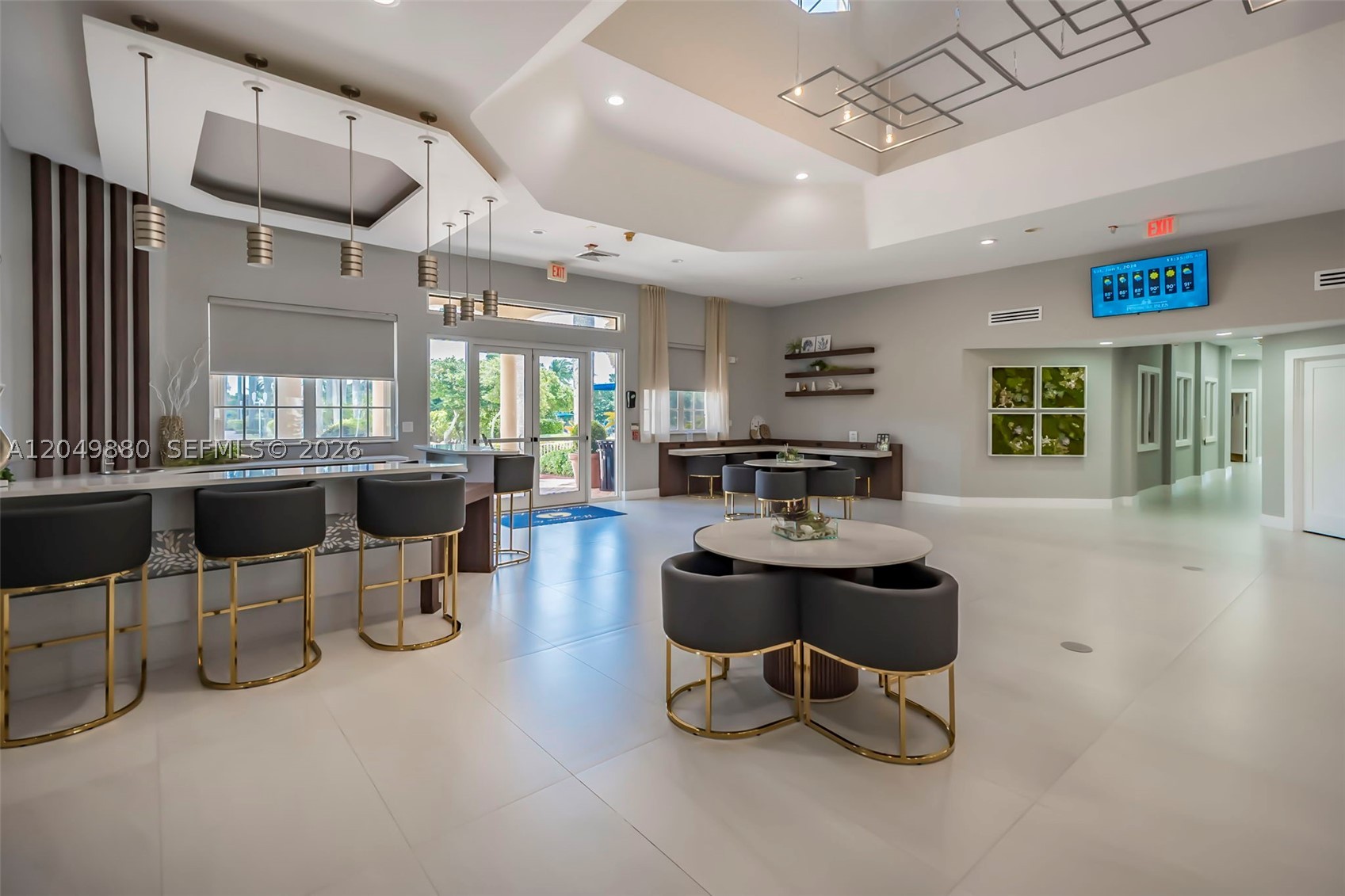 PEMBROKE ISLES III - Residential