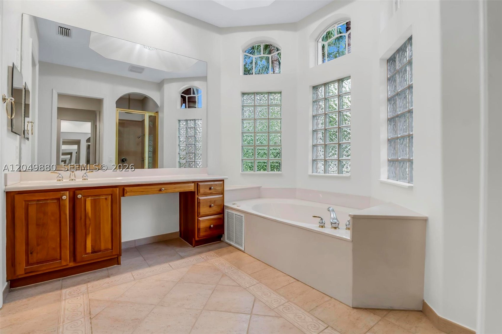 PEMBROKE ISLES III - Residential