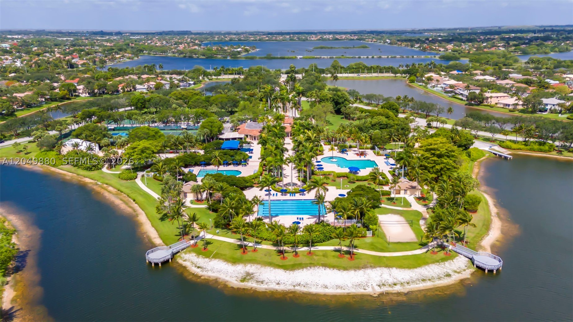 PEMBROKE ISLES III - Residential