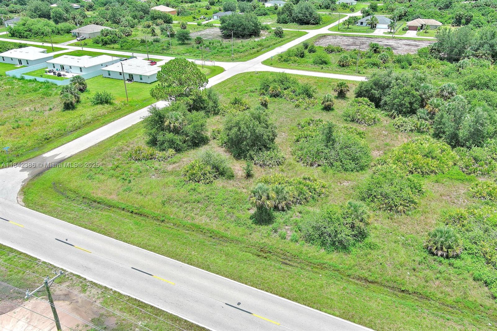 LEHIGH ACRES - Land