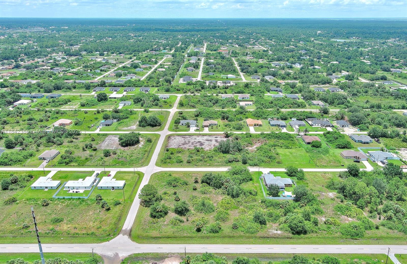 LEHIGH ACRES - Land