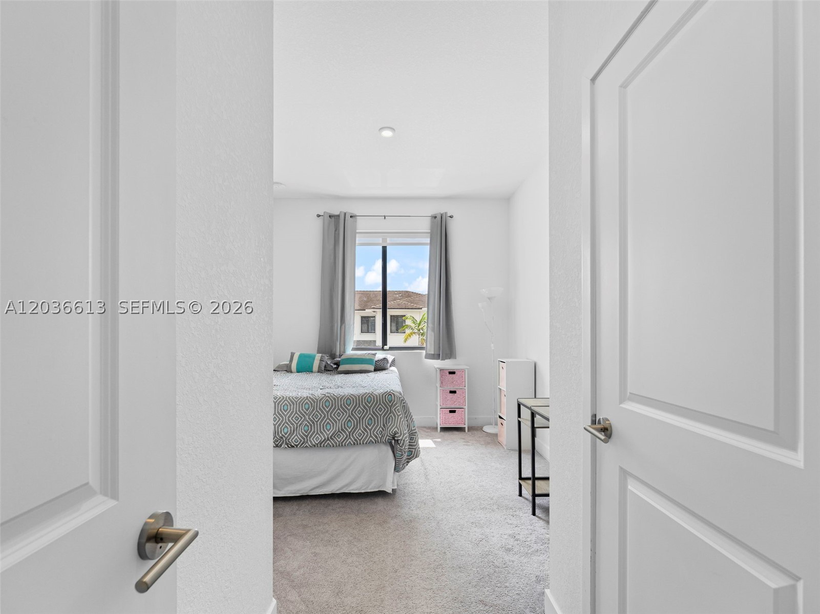 MC RESIDENTIAL - Residential Lease