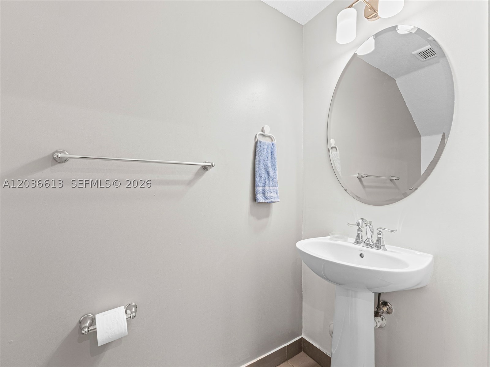 MC RESIDENTIAL - Residential Lease