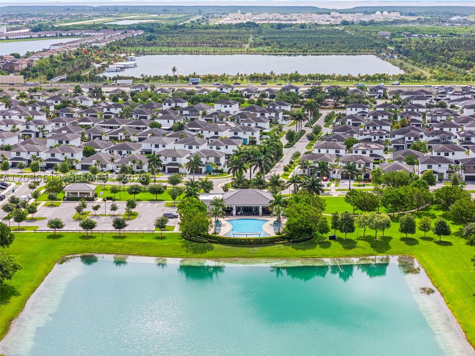 MC RESIDENTIAL - Residential Lease