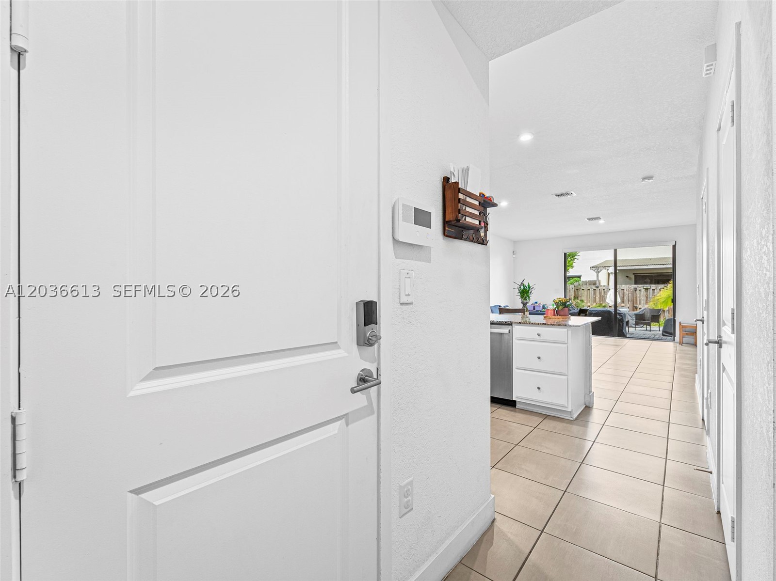 MC RESIDENTIAL - Residential Lease